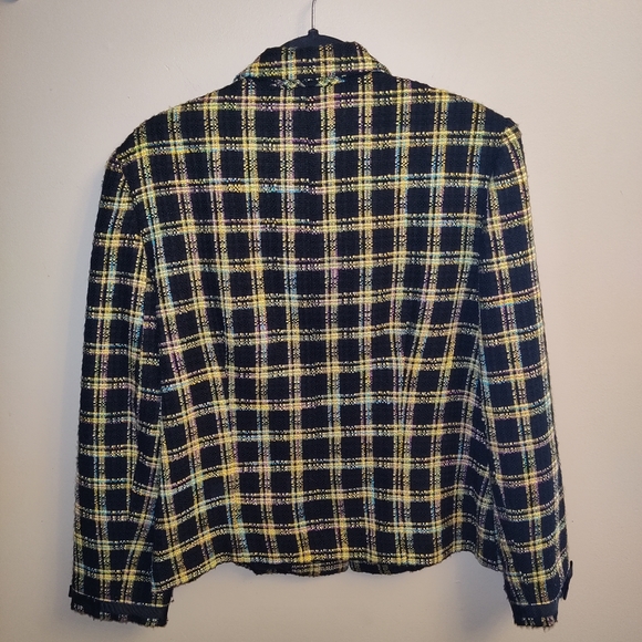 Requirements Jacket/Blazer size 10 - Picture 4 of 4